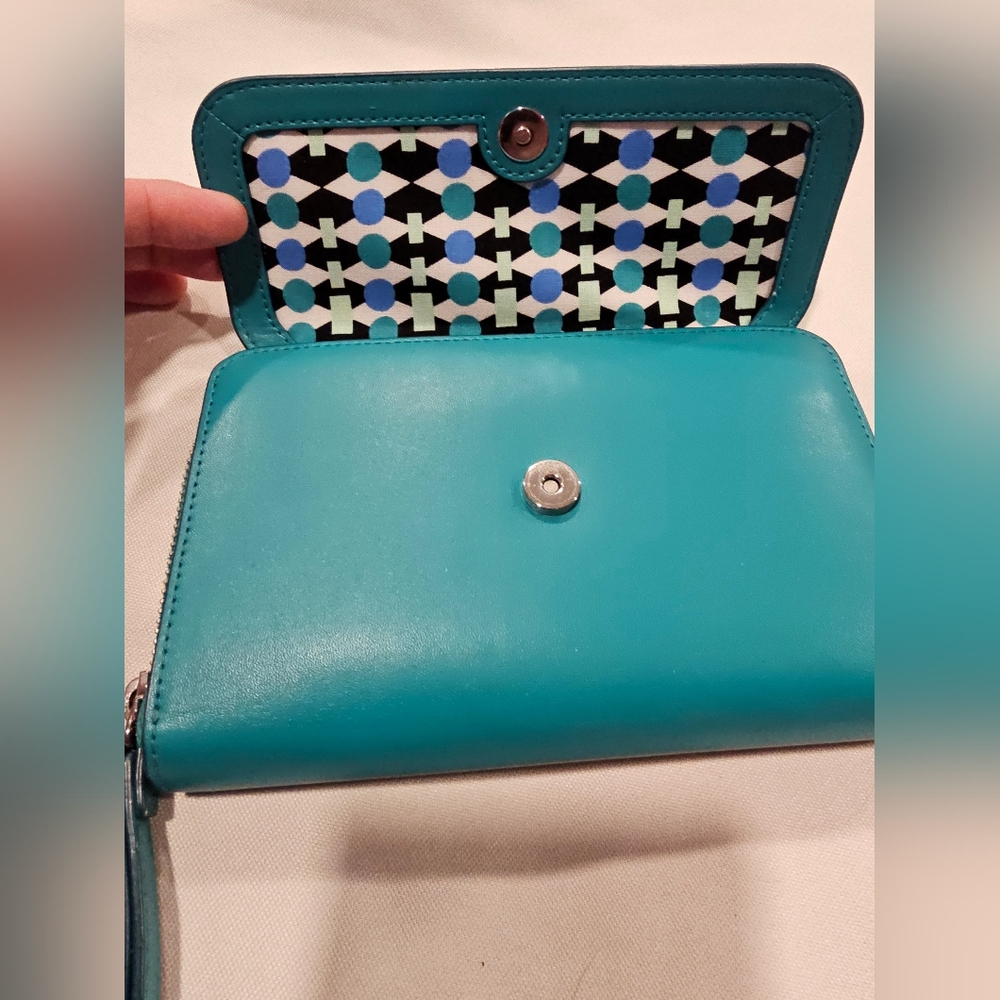 Vera Bradley Teal Wristlet Wallet - Picture 3 of 16